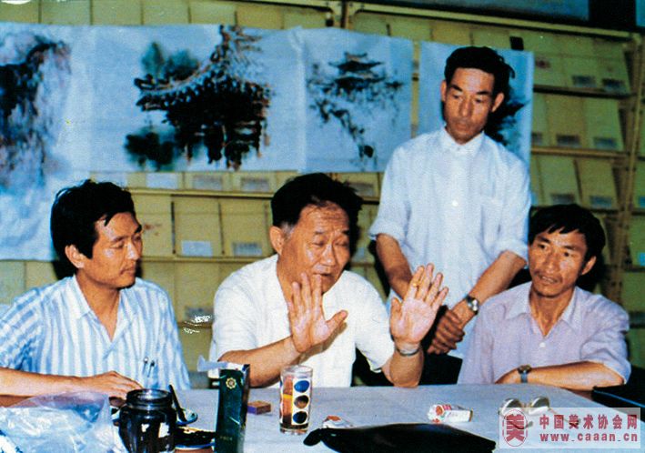 1988���뽨����һ���ںξ�����ʦ����������