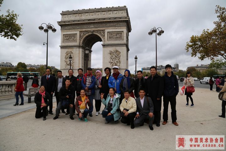 �й��黭�ҿ�����ǰ��Ӱ