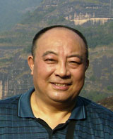 画家焦福东